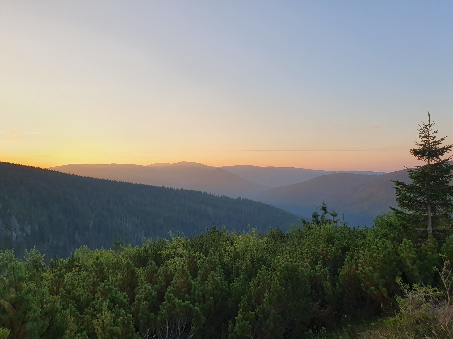 Východ slunce v Krkonoších