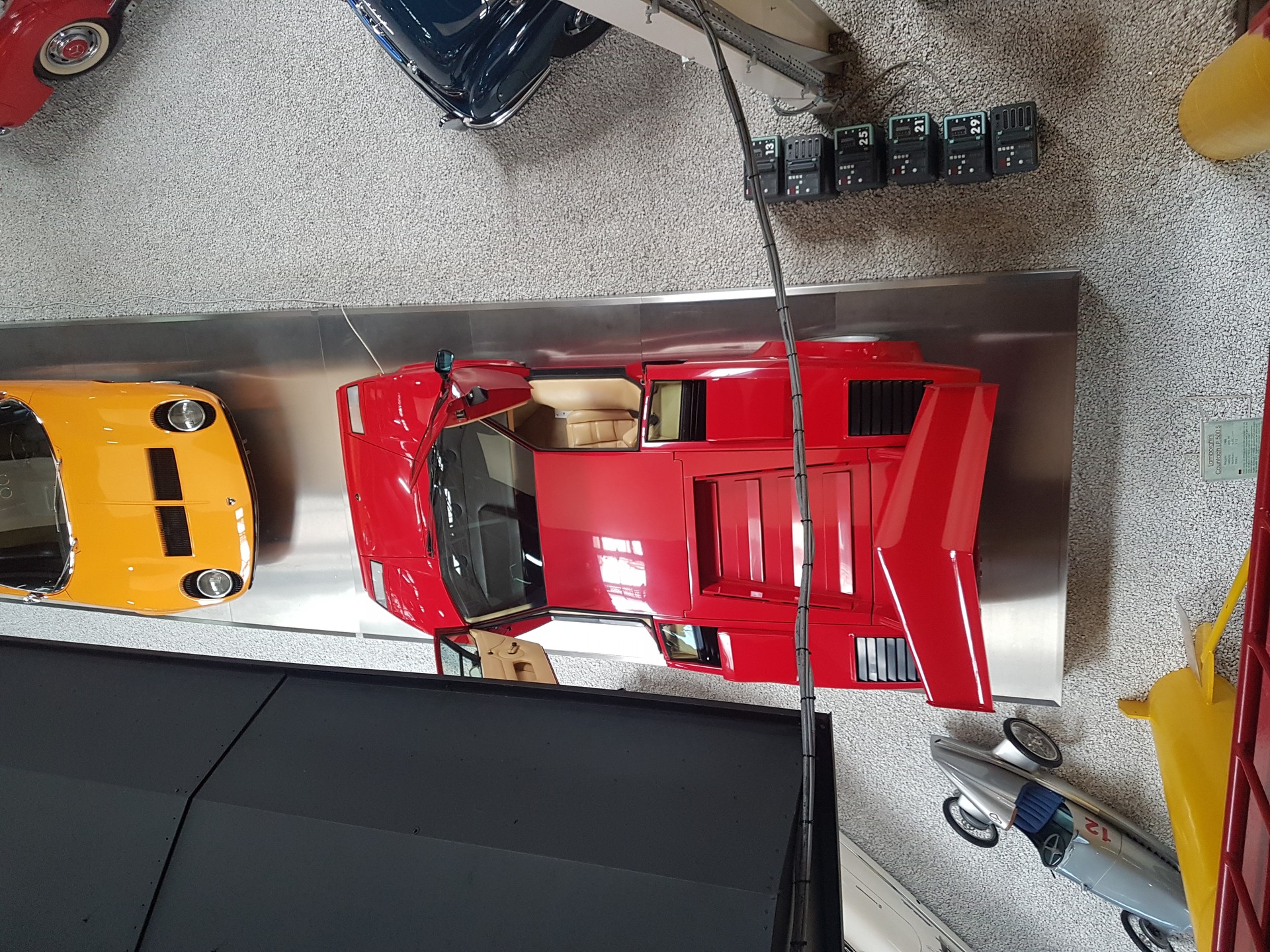 Lamborghini Countach 