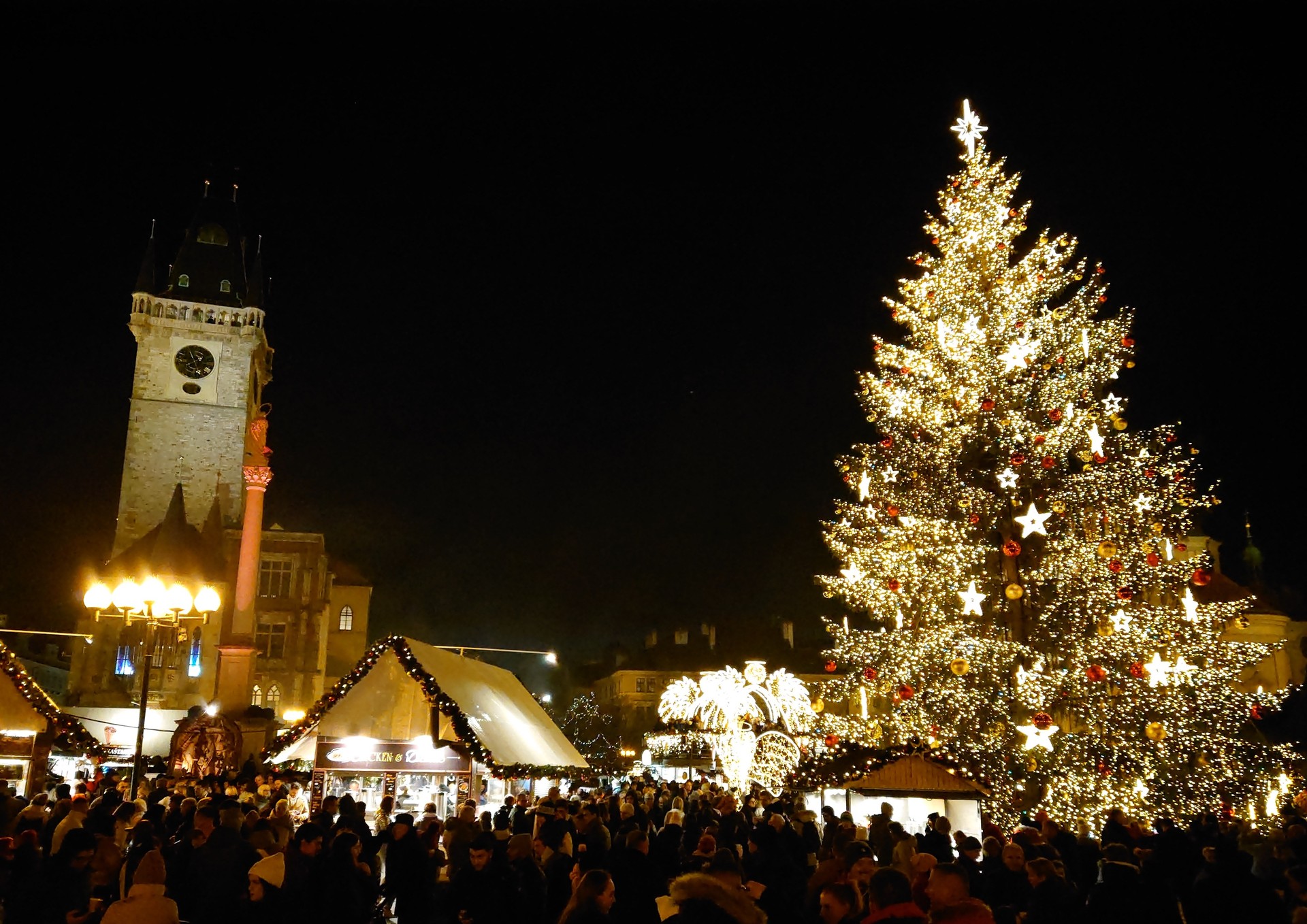 Staroměstské náměstí