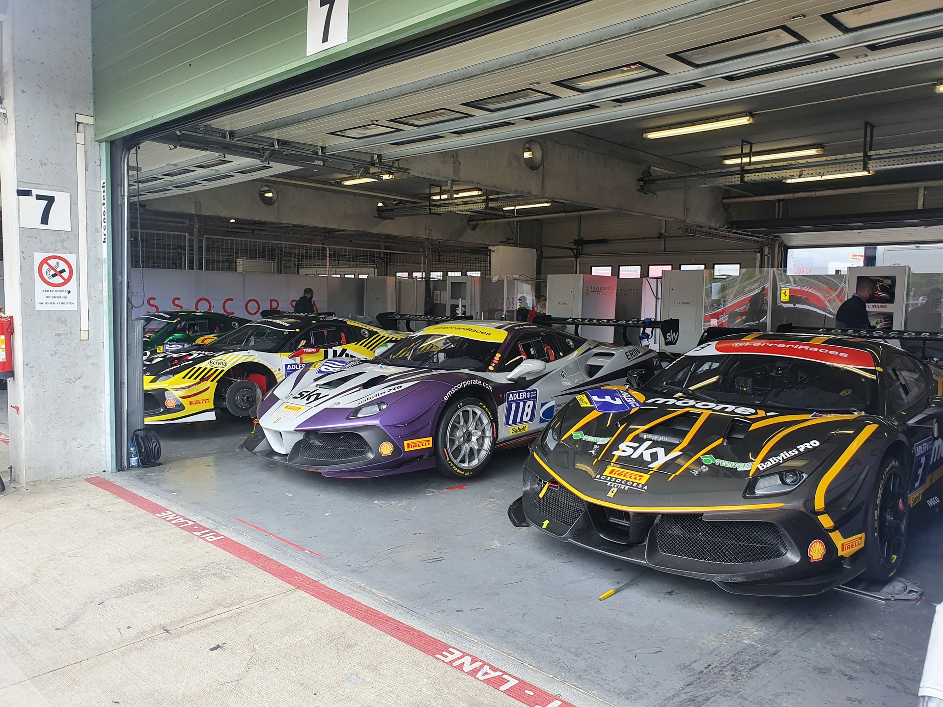 Rossocorsa - Ferrari Challenge Brno 2021, paddock