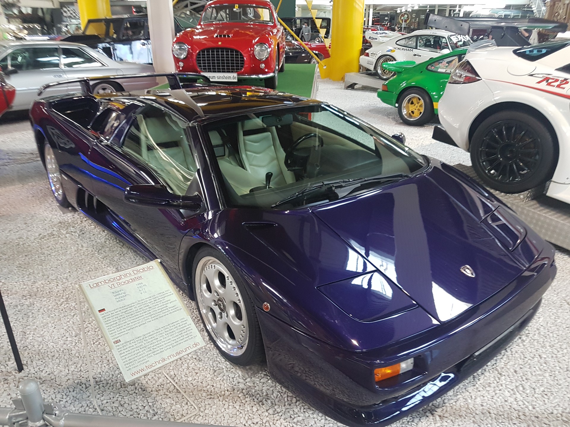 Lamborghini Diablo VT Roadster