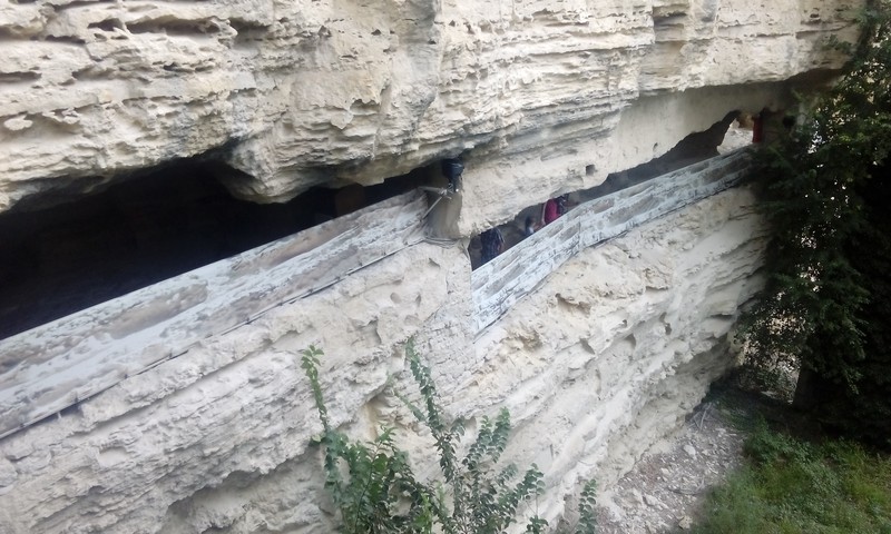 Skalní klášter Aladža a katakomby